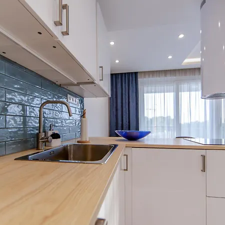 Opal Apartment *
